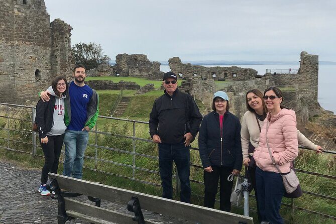 St Andrews Must-Sees Daily Walking Tour (11am & 2pm) - The University of St Andrews: quick quads, real atmosphere