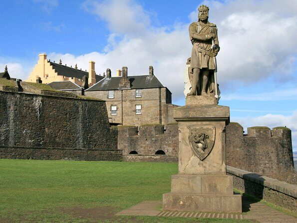 Stirling Castle and Whisky Very Small Group Tour from Edinburgh - Price and the real value check