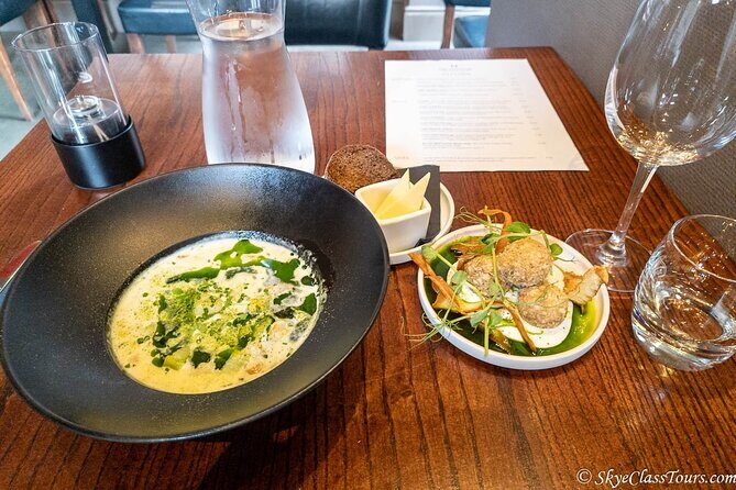 Tailored Premium Edinburgh Food Tour with Highest Quality Dishes - Old Town UNESCO Stops: Lunch-Size Tastings With Context
