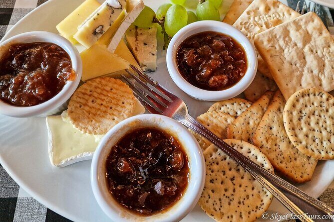 Tailored Premium Edinburgh Food Tour with Highest Quality Dishes - New Town Shift: Views and Taste Stops That Change the Mood