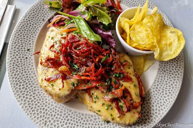 Tailored Premium Edinburgh Food Tour with Highest Quality Dishes - What You Can Expect to Eat: Traditional Scottish Bites and Sweet Finishes