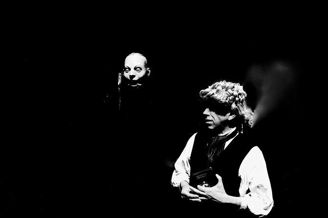 The World Famous Underground Ghost Tour - Practical tips for a spooky evening that stays comfortable