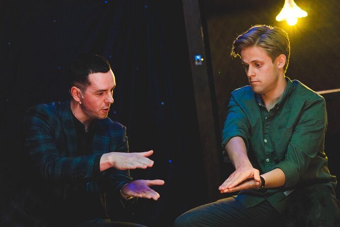 Watch Closely - An Evening of Magic - Billy Reid’s Watch Closely setting at The Bungo Bar & Kitchen